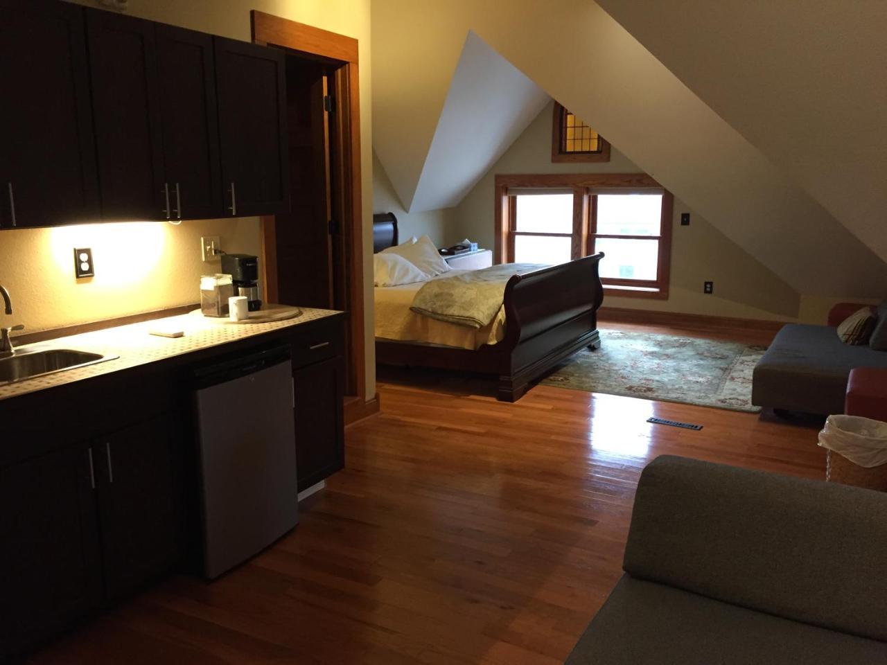 Burford House Suites Iowa City Luaran gambar